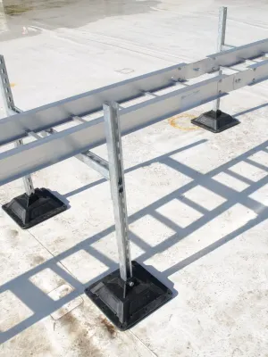 Embase pour bâti en H nVent CADDY Pyramid